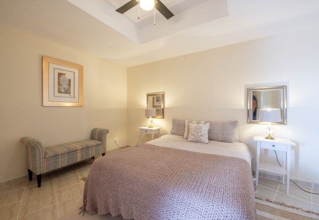 Villa in La Herradura - Dream Stay! Heated Pool, 15 Guests, Near Beach Villa in La Herradura - Dream Stay! Heated Pool, 15 Guests, Near Beach