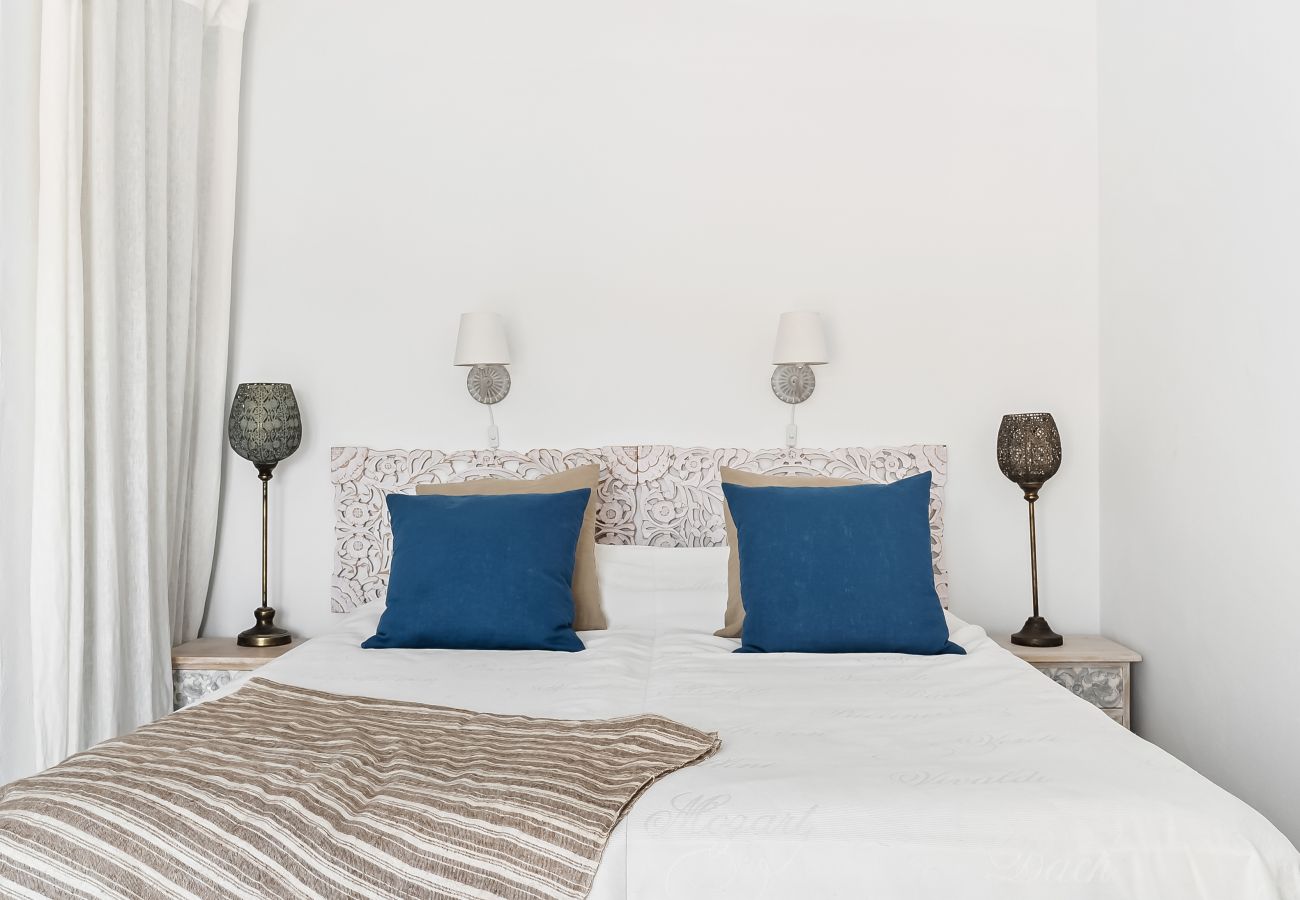 Townhouse in Almuñecar - Breathtaking 360-degree view & Near to the beach