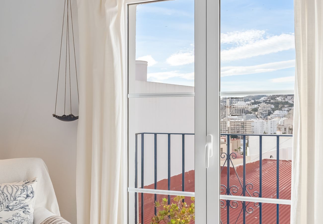 Townhouse in Almuñecar - Breathtaking 360-degree view & Near to the beach