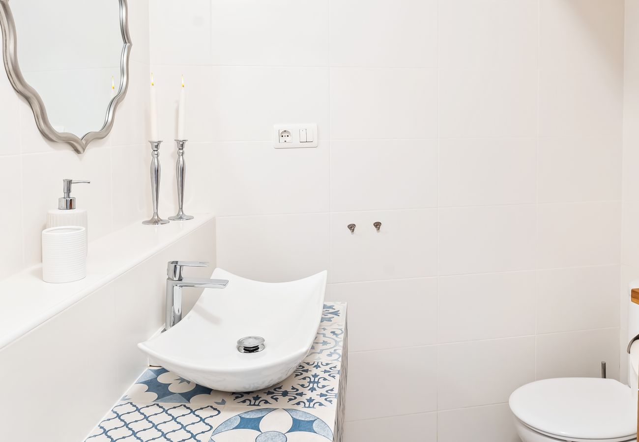 Townhouse in Almuñecar - Breathtaking 360-degree view & Near to the beach