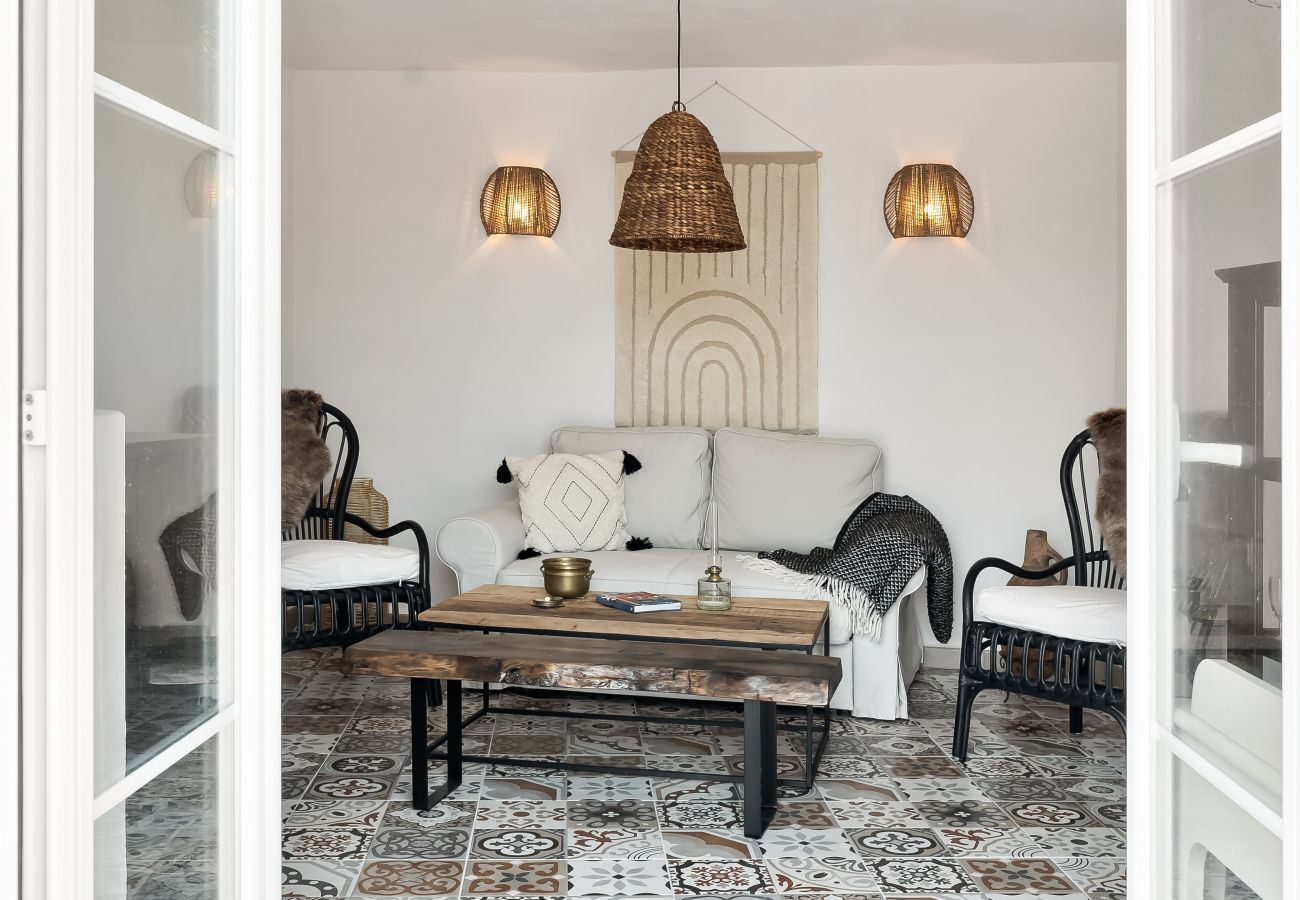 Townhouse in Almuñecar - Huge Terrace, Historic Cave & Close to the beach