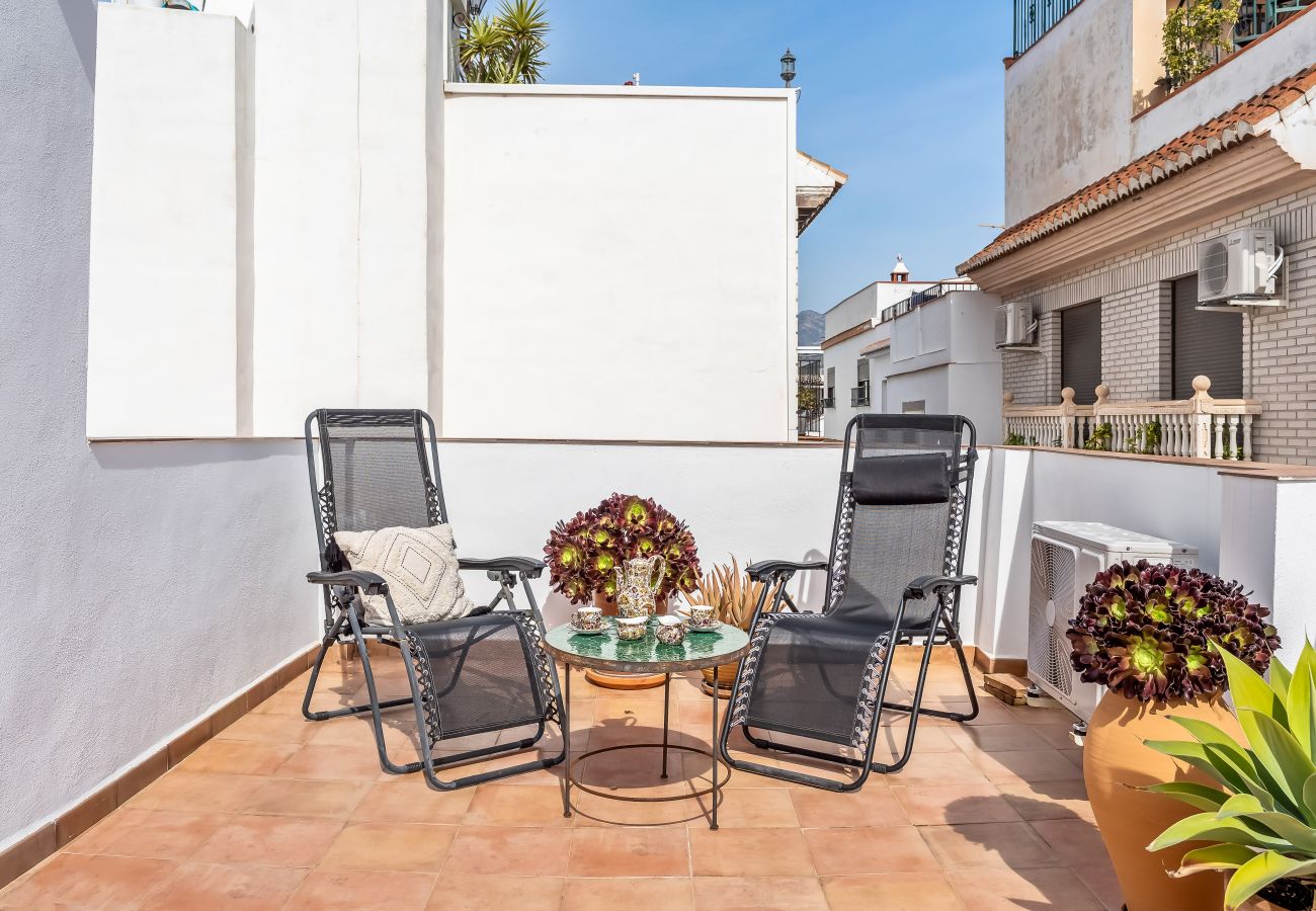 Townhouse in Almuñecar - Huge Terrace, Historic Cave & Close to the beach