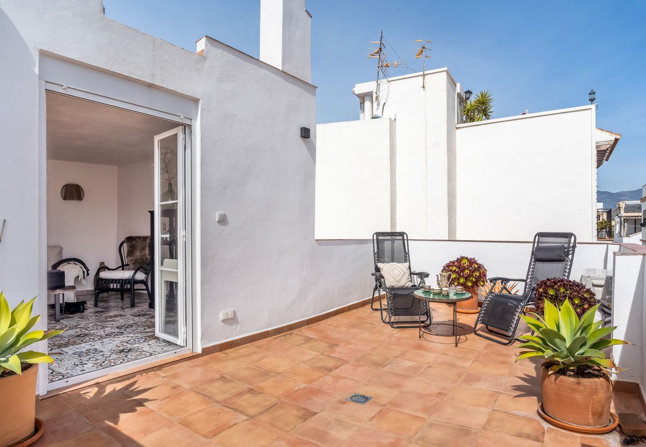 Townhouse in Almuñecar - Huge Terrace, Historic Cave & Close to the beach