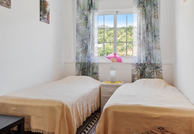 Apartment in La Herradura - Large Terrace & Sea Views, Near the Beach Apartment in La Herradura - Large Terrace & Sea Views, Near the Beach