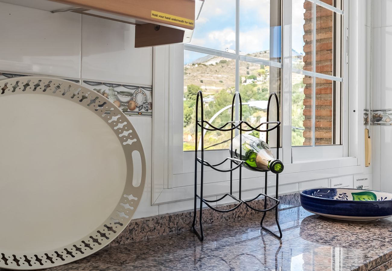 Apartment in La Herradura - Large Terrace & Sea Views, Near the Beach
