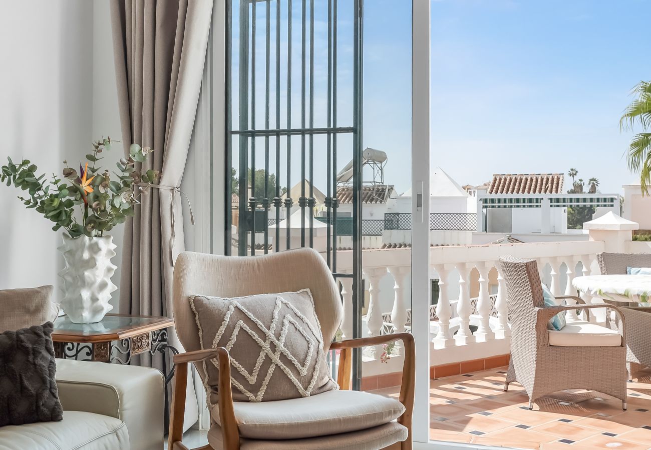 Townhouse in Nerja - Chic Retreat w/ Big Garden, Near Burriana Beach