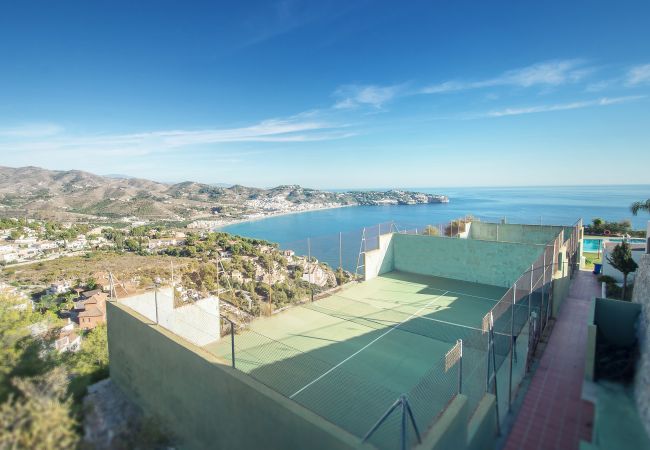 Terraced House in La Herradura - Stunning Views • Terrace • Pool & Parking Terraced House in La Herradura - Stunning Views • Terrace • Pool & Parking