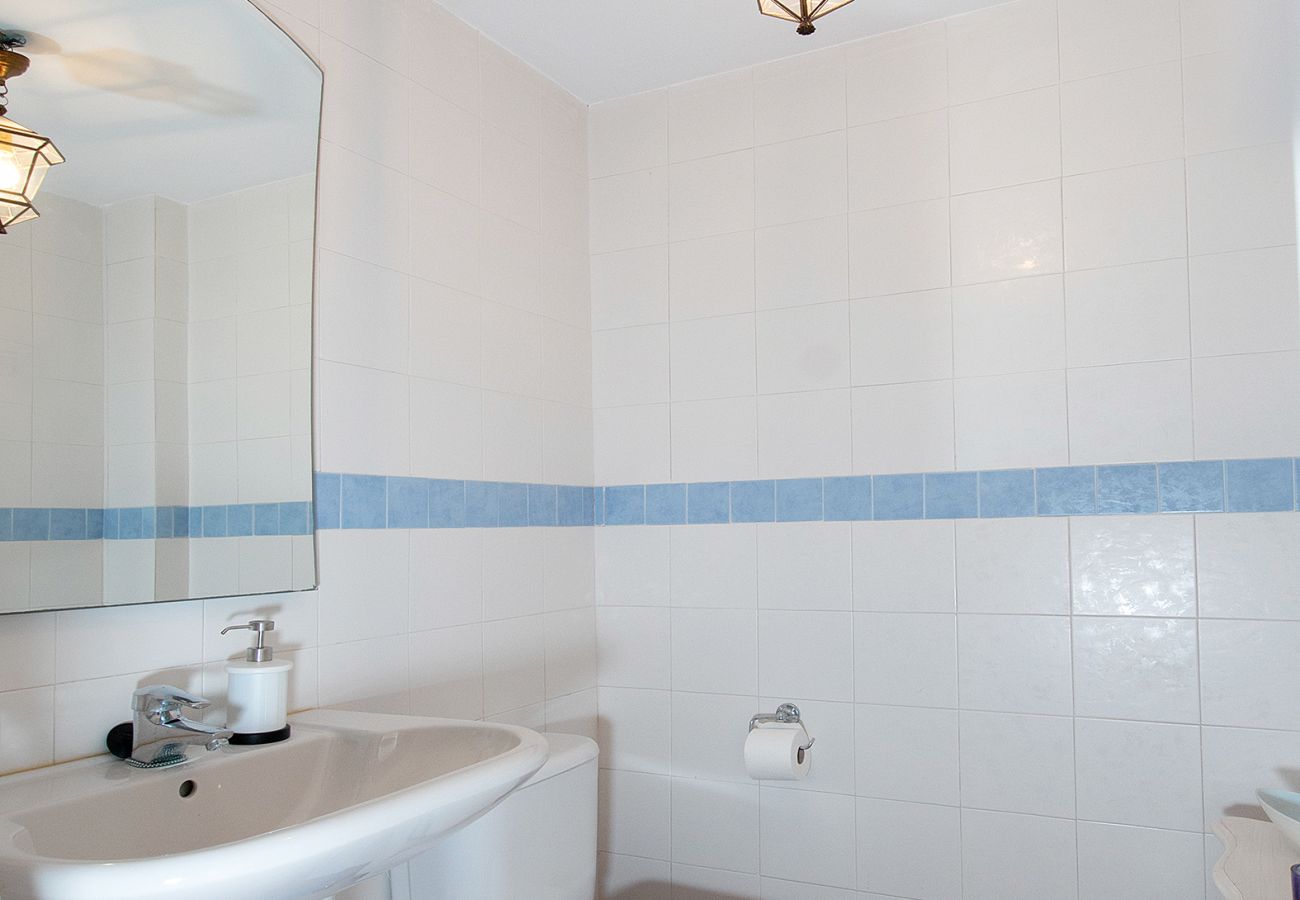 Terraced House in La Herradura - Stunning Views • Terrace • Pool & Parking