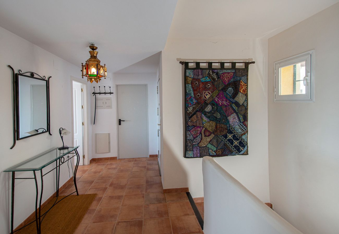 Terraced House in La Herradura - Stunning Views • Terrace • Pool & Parking