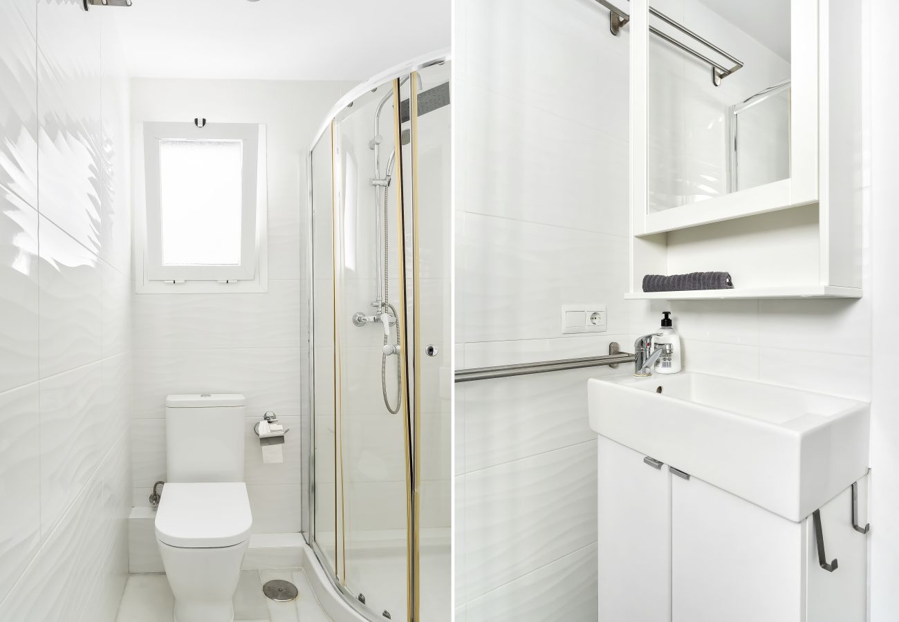 Apartment in Nerja - Central Nerja Apartment – Unbeatable Location!