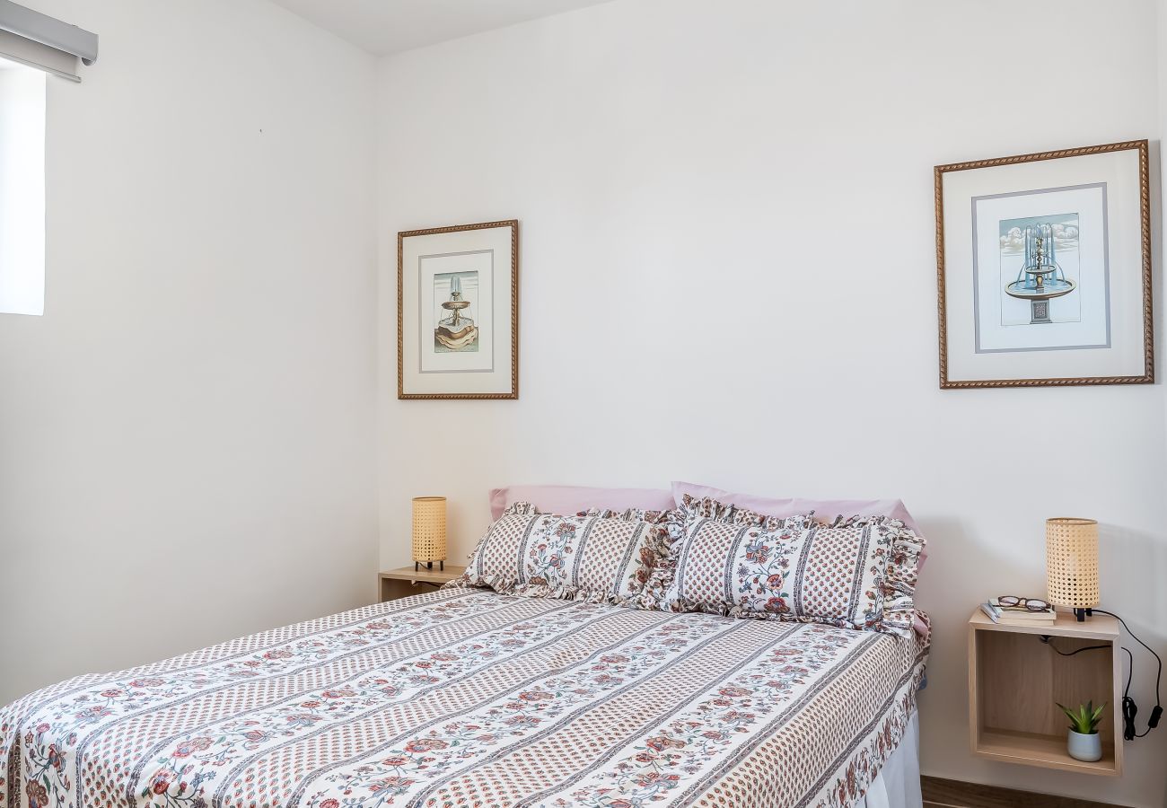 Apartment in Almuñecar - Modern Flat – Big Terrace & Magical View