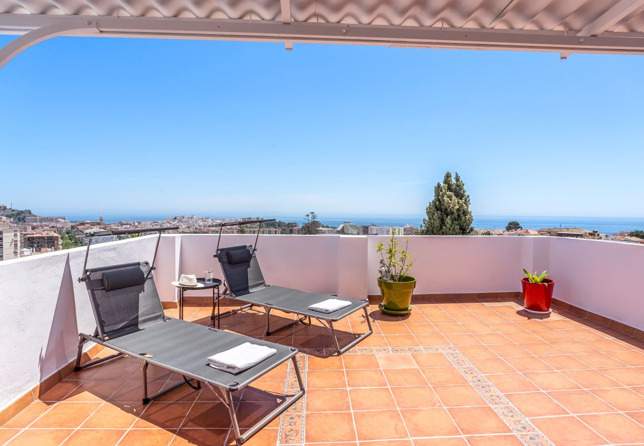 Apartment in Almuñecar - Modern Flat – Big Terrace & Magical View