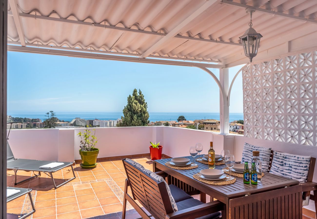 Apartment in Almuñecar - Modern Flat – Big Terrace & Magical View