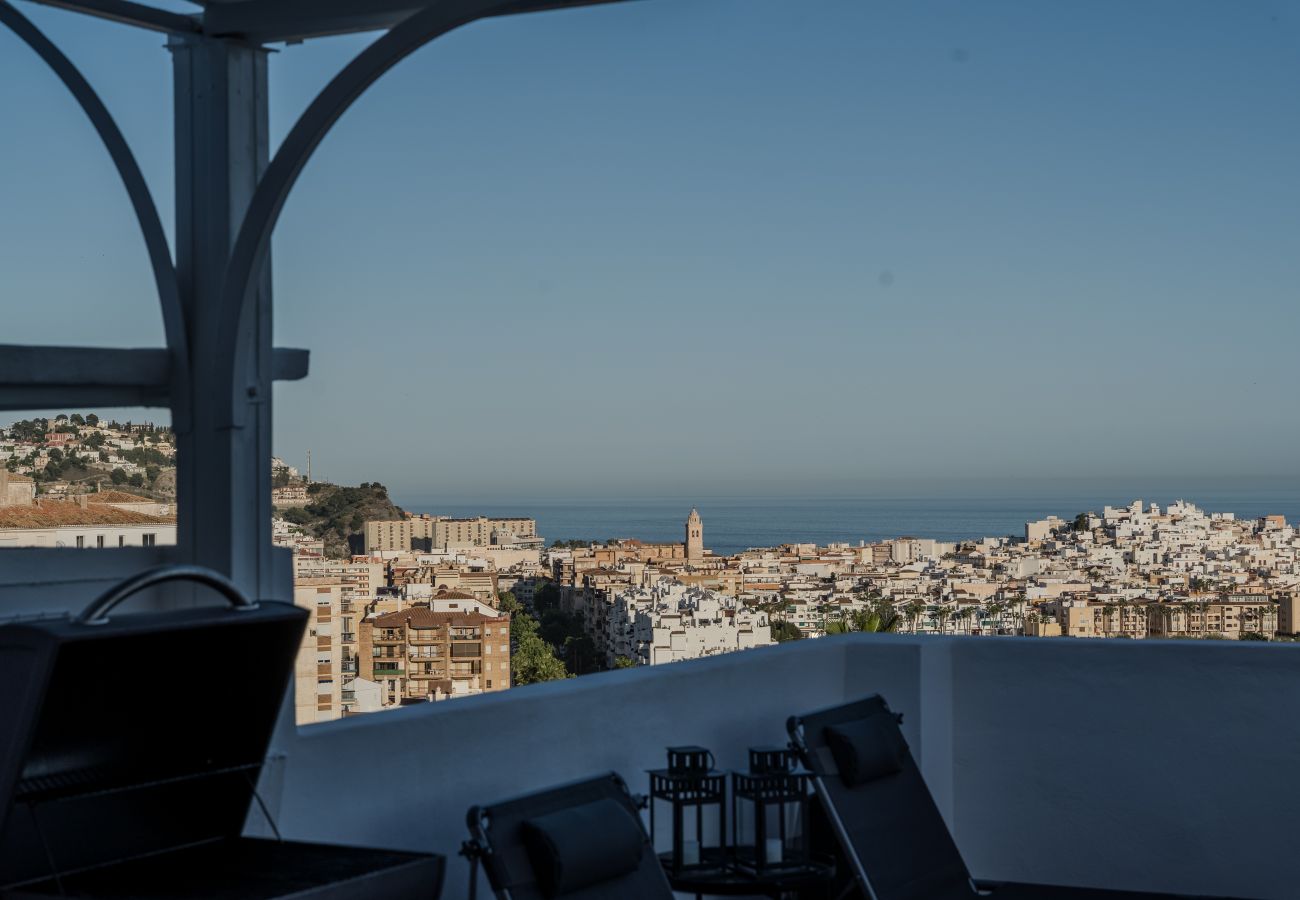 Apartment in Almuñecar - Modern Flat – Big Terrace & Magical View