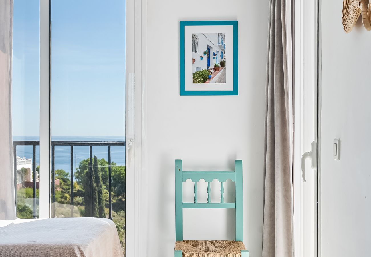 Terraced House in Nerja - Modern Luxury – Townhouse with Private Pool & Sea View