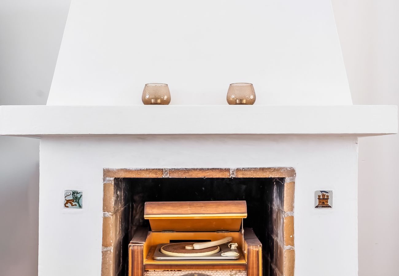 Terraced House in Nerja - Sunny Townhouse with Terrace in Nerja