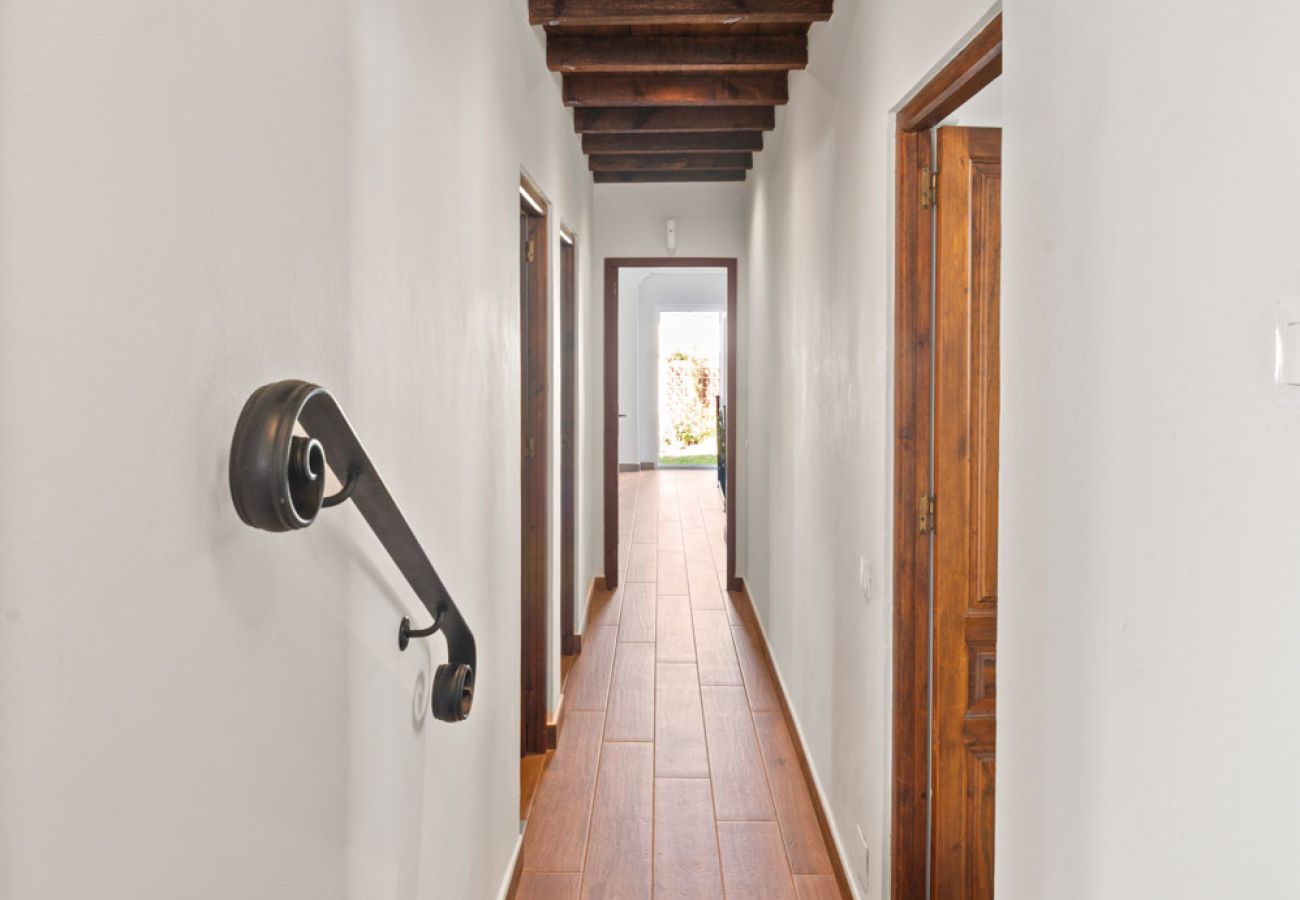 Villa i La Herradura - Lyxvilla med Havsutsikt, Privat Uppvärmd Pool (tillval)
