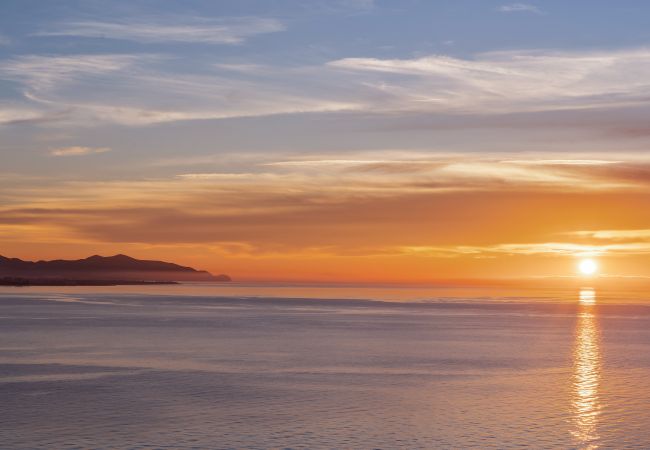 Villa i Almuñecar - Magisk havsutsikt, privat uppvärmd pool, 15 min, promenad till strand & restaurang Villa i Almuñecar - Magisk havsutsikt, privat uppvärmd pool, 15 min, promenad till strand & restaurang