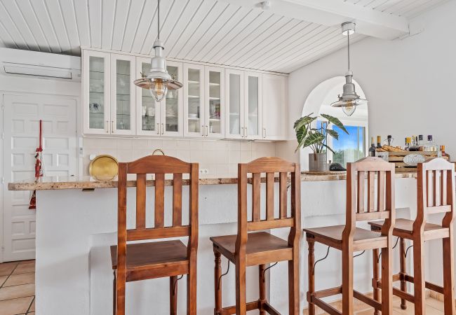 Villa i Almuñecar - Magisk havsutsikt, privat uppvärmd pool, 15 min, promenad till strand & restaurang Villa i Almuñecar - Magisk havsutsikt, privat uppvärmd pool, 15 min, promenad till strand & restaurang
