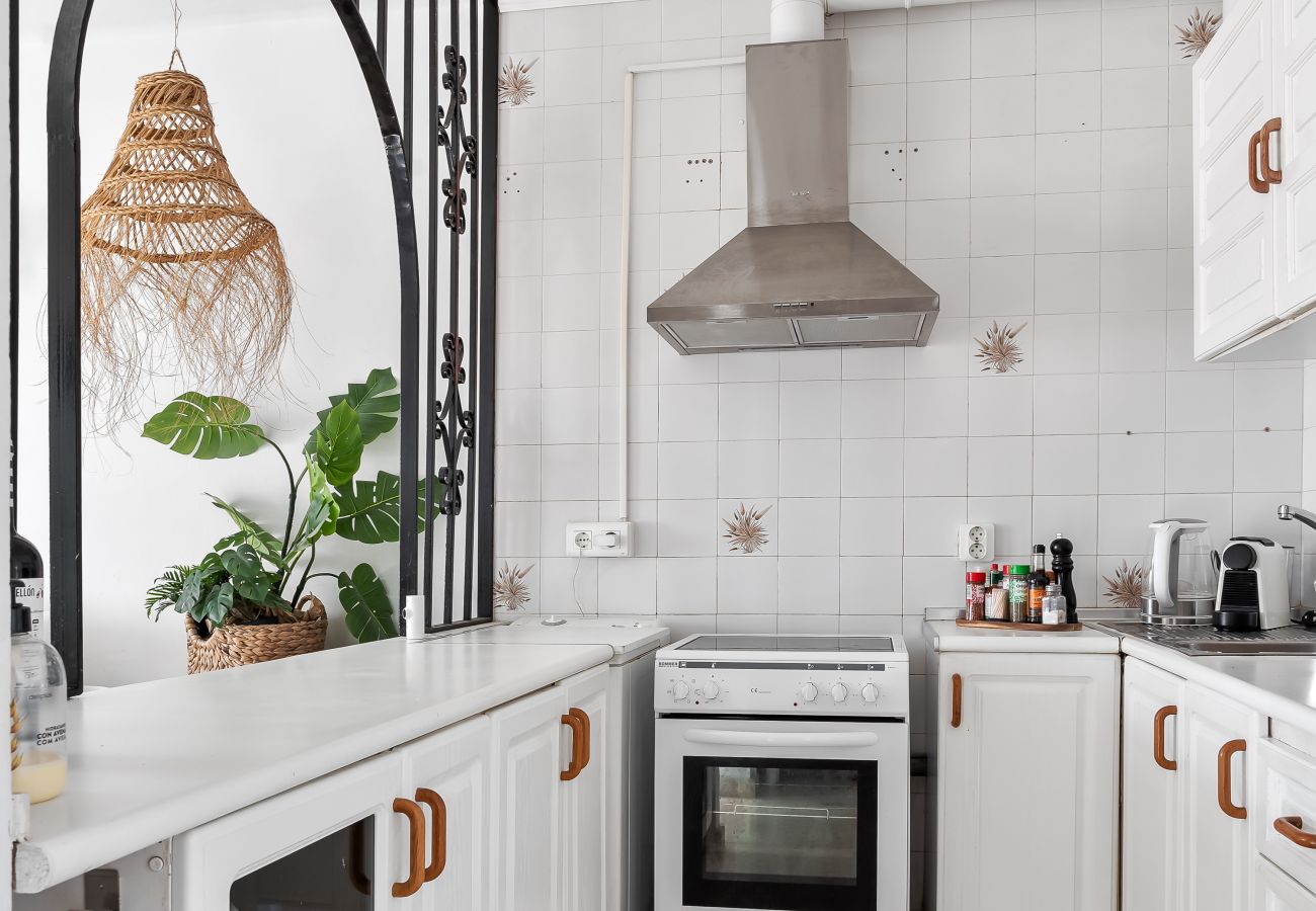 Lägenhet i Nerja - Naturnära boende & Nerjas största poolområde