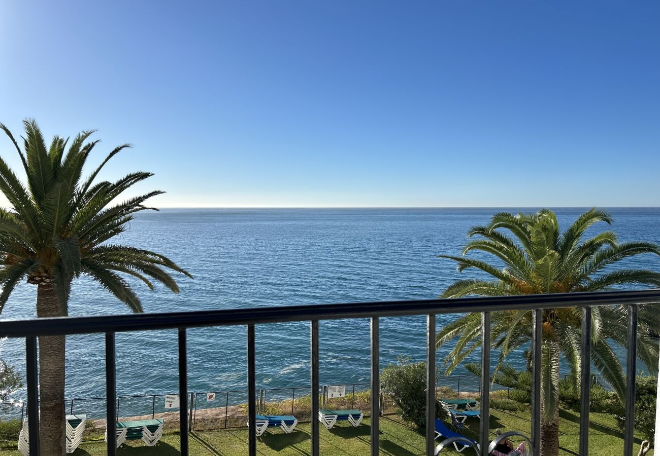 Lägenhet i Nerja - Centralt belägen lägenhet i Nerja – Os lagbart läge!