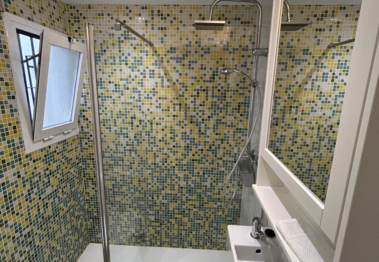 Lägenhet i Nerja - Bo vid stranden – Perfekt centralt läge i Nerja