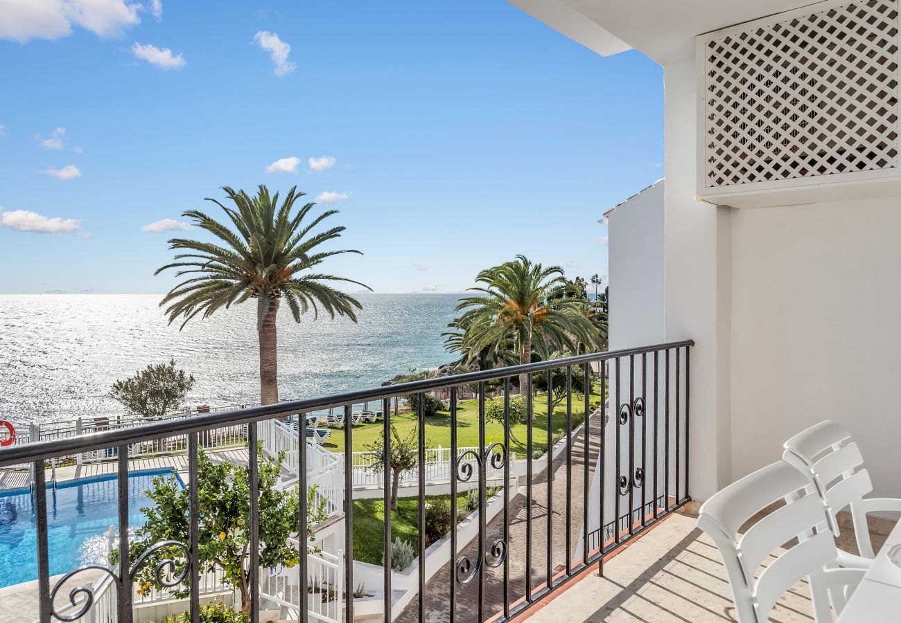 Lägenhet i Nerja - Bo vid stranden – Perfekt centralt läge i Nerja