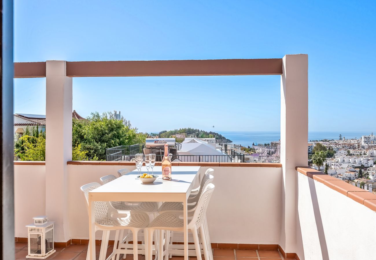 Radhus i Nerja - Burriana-stranden – radhus med 3 rymliga terrasser och havsutsikt